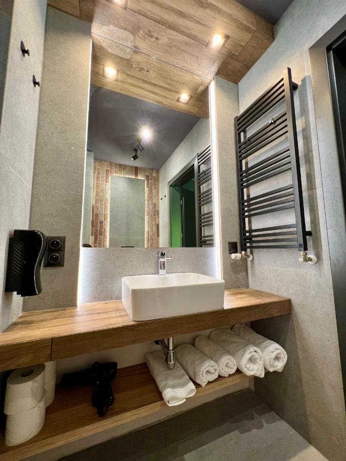 Loft Klonowa - Apartament Z Garazem Kielce Exterior foto